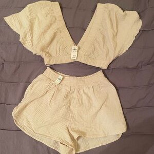 Aerie linen set